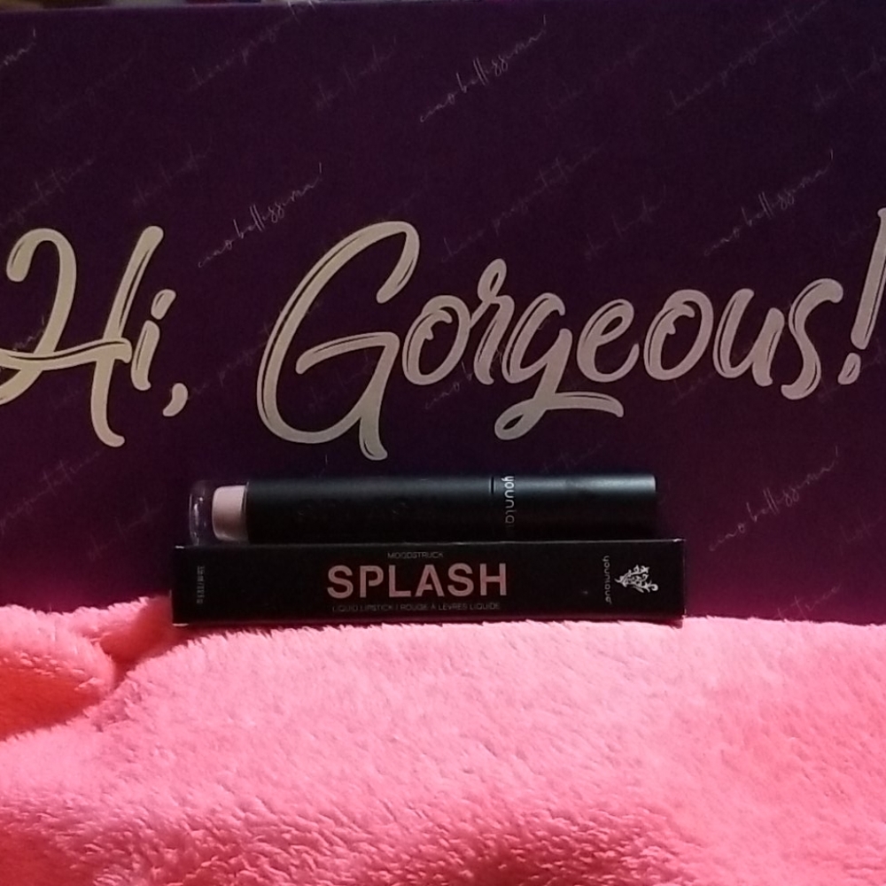 Younique splash liquid lipstick
